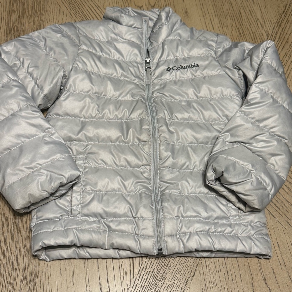 Columbia Metallic Silver Quilted Jacket kids size 5/6